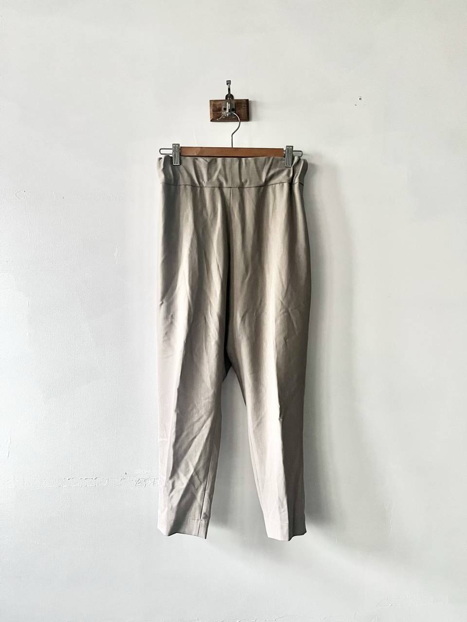 NO CONTROL AIR　メランジポリエステルツイルテーパードパンツ　サイズS