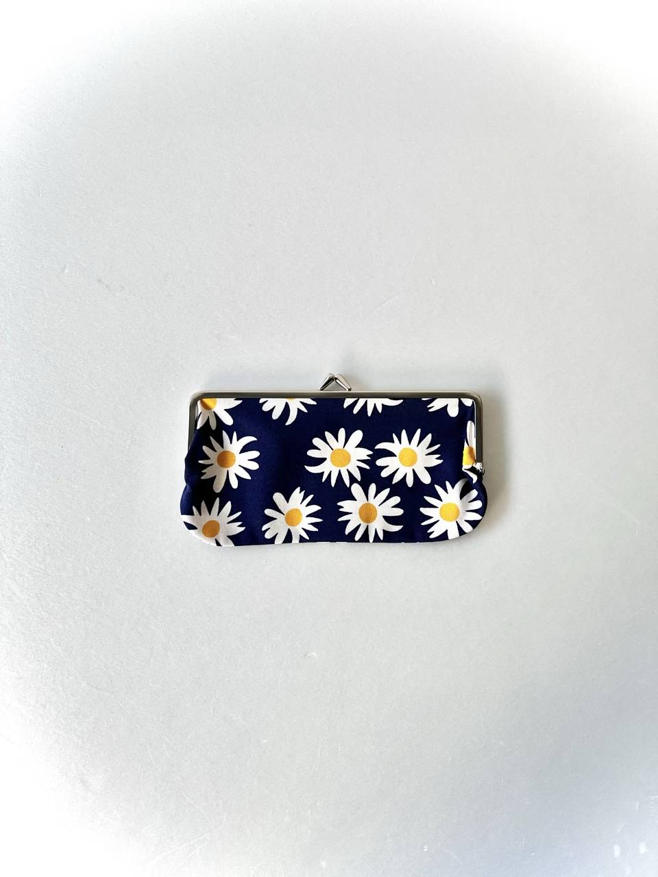 【未使用】marimekko RAKASTAA PURSE　がま口