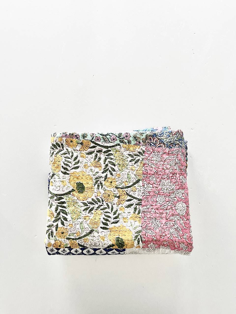 【美品】インド　ヴィンテージ　ラリーキルト　カンタ刺繍　更紗　柄　虎　刺し子のみ　220・130