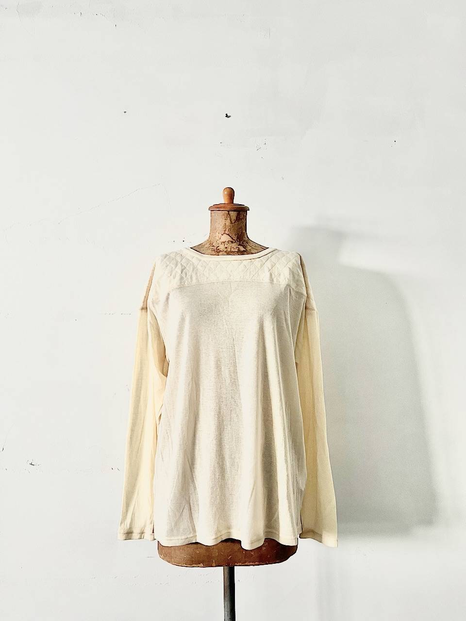 【美品】BEAUTY & YOUTH UNITED ARROWS　　6(ROKU)　COTTON NYLON ・ QUILTED FOOT BALL Tシャツ