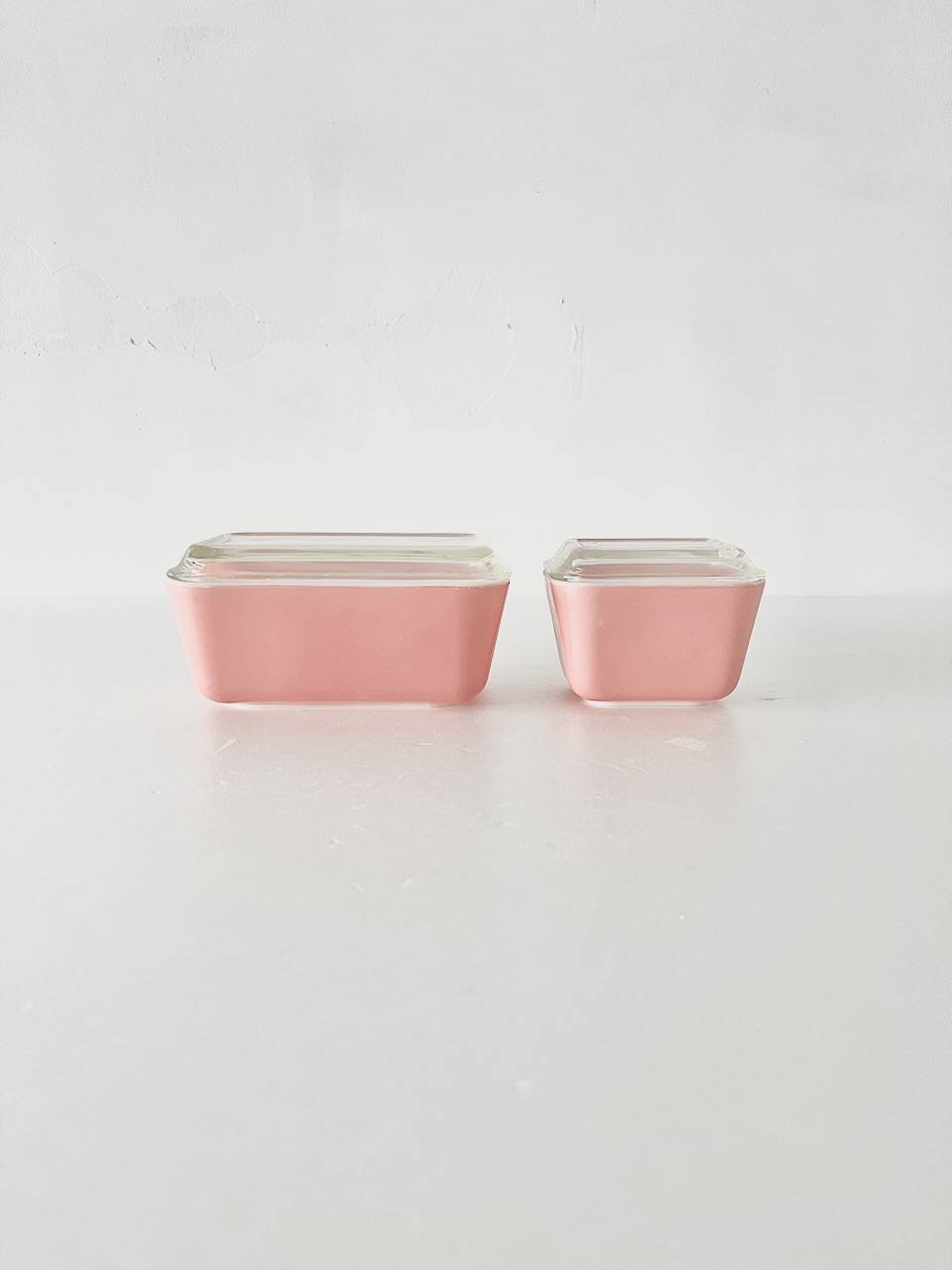 【アメリカヴィンテージ】OLD PYREX　ピンク　リフリジレーター　2点セット