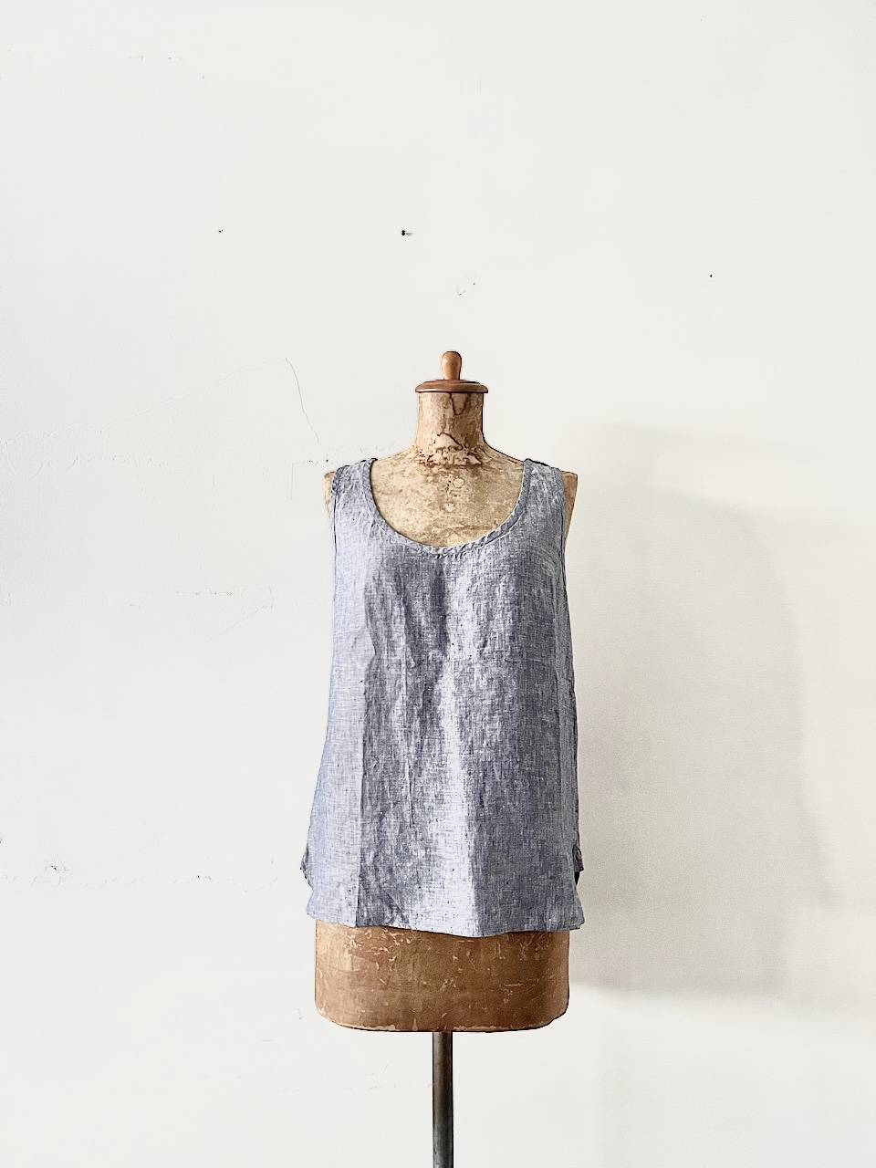 【美品】MARGARET HOWELL　リネンシャンブレーカットソー　ノースリーブ　フリーサイズ