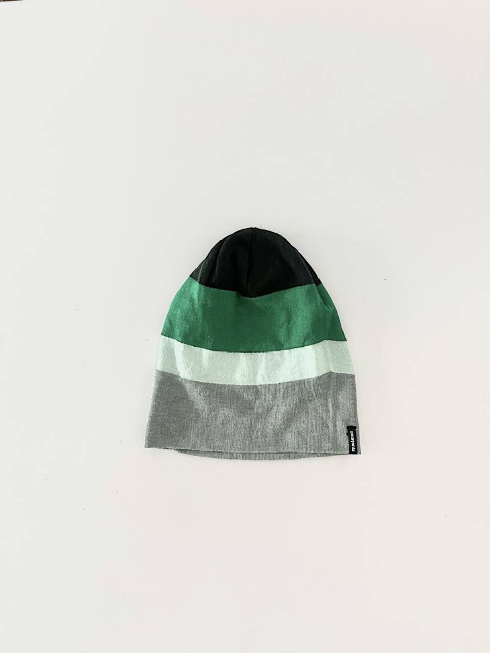 【Men's】【美品】patagonia　ビーニー　ボーダー　ポリエステル