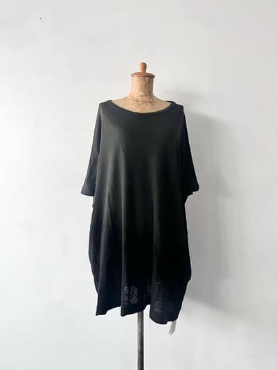 【未使用】Veritecoeur　リネン天竺スクエアチュニック　Black　VCC-133V　サイズF 画像1