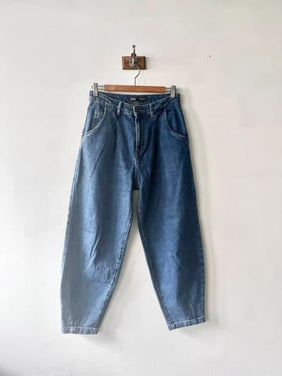 【美品】ZARA　デニムパンツ　USA4 画像1