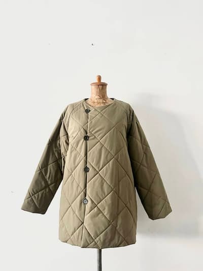 【美品】TRAVAIL MANUEL　キルティングラグランジャケット　サイズM　OLIVE 画像1