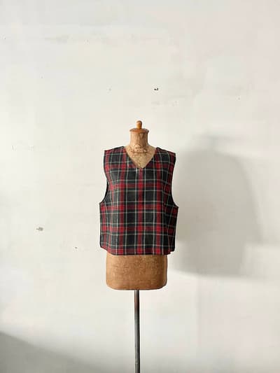 【美品】nest Robe　ウールタータンチェック2WAYベスト　 画像1