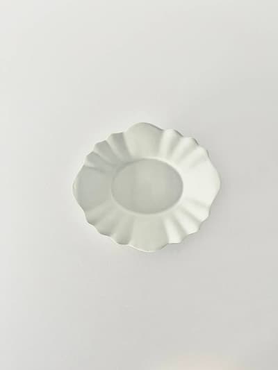 【美品】三浦ナオコ　輪花リム楕円皿 画像1
