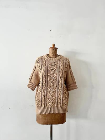 ZARA　TEXTURED KNIT SWEATER 半袖ニット　サイズL 画像1