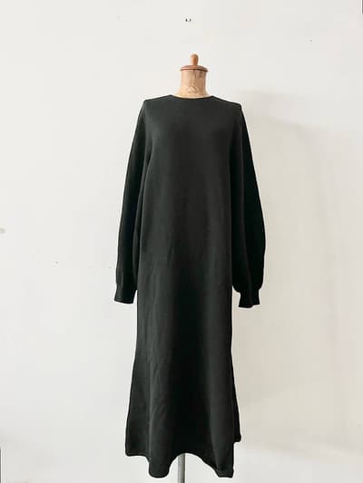 IENA　黒　バルーン袖　ニットワンピース　ウール 画像1