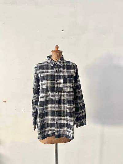 【未使用】natural laundry　ネルチェックマニッシュシャツ　サイズ2 画像1