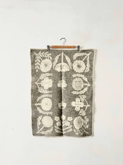 【北欧】LAPUAN KANKURIT ・ 鹿児島睦 花と蝶　VILLIKUKKIA 画像1