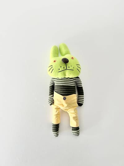 BOBBY DAZZLER　ぬいぐるみ　うさぎ　グリーン 画像1