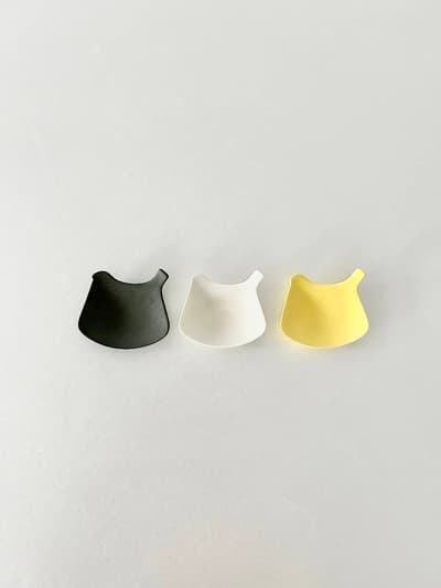 yumiko iihoshi porcelain　toriプレート　3枚セット　イエローホワイトチャコール 画像1