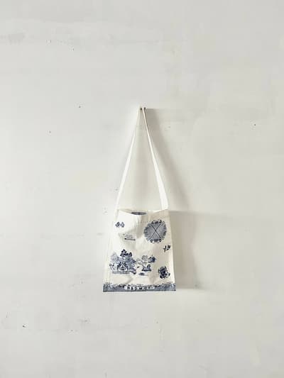 【美品】R&D.M.Co- OLDMAN'S TAILOR　ロンドンブルーウィロー　バッグ 画像1