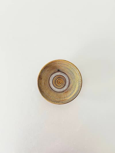 【美品】小鹿田焼　小袋窯　5寸皿　飴釉飛びかんな　1 画像1