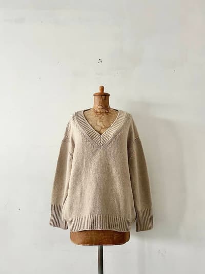 GALERIE VIE　Vネックセーター　Sサイズ　ベージュ 画像1