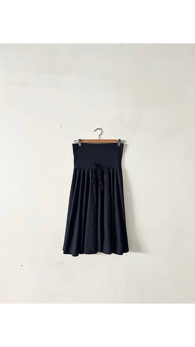 【未使用】Ballerina Pink 　サーキュラースカート サイズ38　ネイビー　 画像1