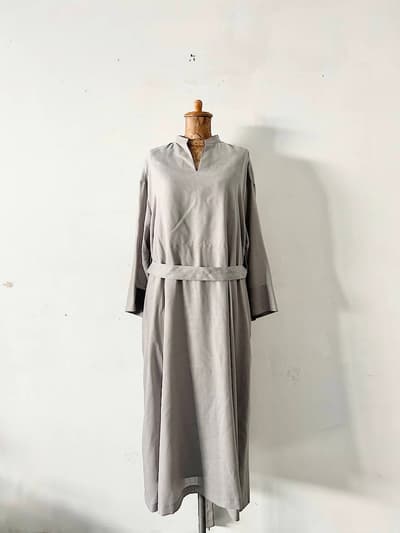 ebure　ベルト付き Vネック ロング ワンピース　サイズ36　 画像1