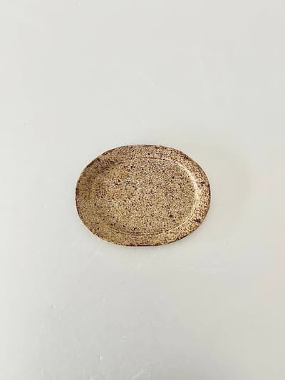 【美品】馬渡新平　ヒビ粉引き　オーバル皿６寸 画像1