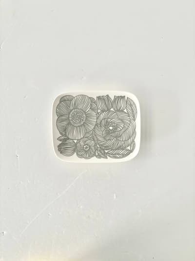 【美品】北欧　marimekko　KURJENPOLVI　プレート 画像1