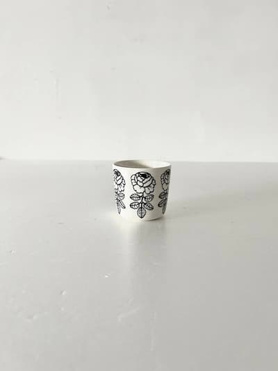 【美品】北欧　marimekko　VIHKIRUUSU ラテマグ　ホワイト 画像1