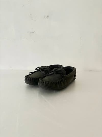 【美品】MINNETONKA　Charcoal　スウェードモカシン　24cm　 画像1