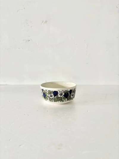 【美品】北欧　ARABIA 　Krokus 　12.5cm　ボウル　ホワイト　 画像1