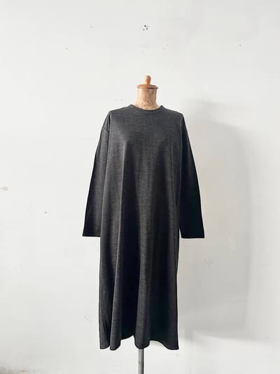 【美品】mizuiroind　チャコールグレー　アクリル　ウール　 画像1