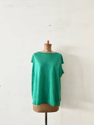 【未使用】NATURAL LAUNDY　リネンベスト　サイズ2 画像1