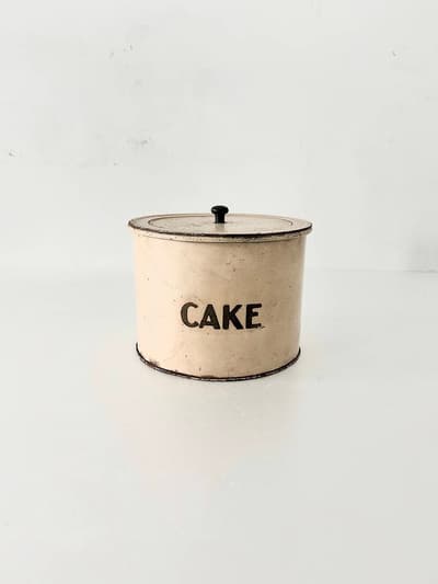 【イギリスアンティーク】ケーキ缶　蓋付き 画像1
