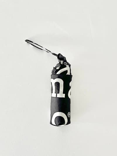 【北欧】marimekko　Mini Manual Marilogo 折りたたみ傘 画像1