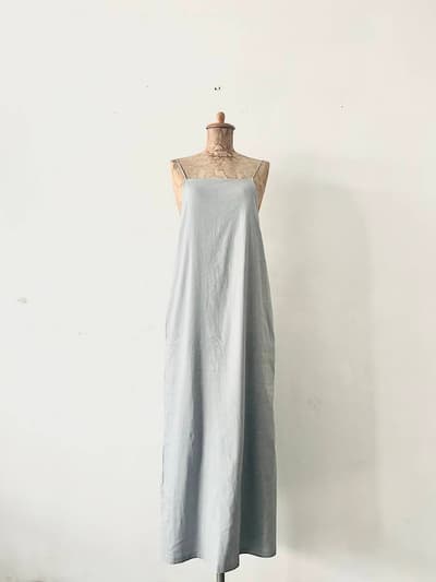 【美品】WHYTO.　 BACK CIRCLE DRESS　キャミソールワンピース 画像1