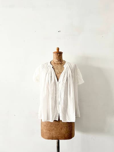 【未使用】Khadi and Co　カディコットン　ワイド　刺繍ブラウス　サイズS 画像1