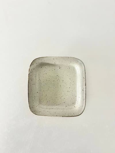 【美品】寺村光輔　陶器　正角皿　泥並釉  ② 画像1