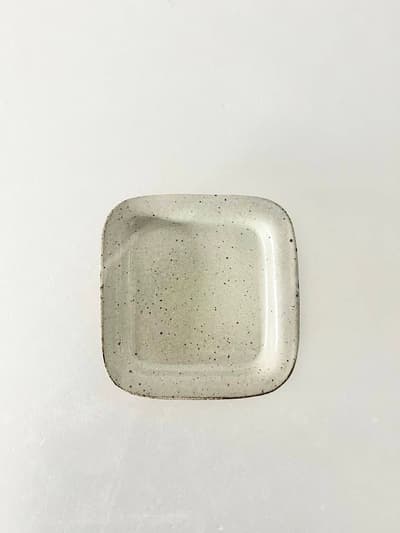 【美品】寺村光輔　陶器　　正角皿　泥並釉　③ 画像1