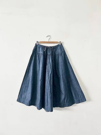 【美品】45R　麦デニムのイージースカート 画像1