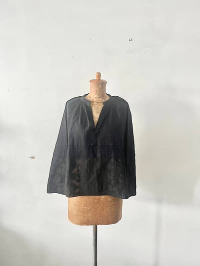 【美品】Sara mallika Cotton Linen Joint Lace Top 黒　 画像1