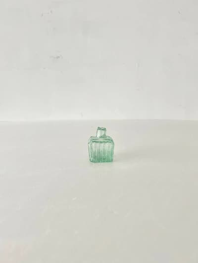 【ヴィンテージ】インクボトル　ガラス 画像1