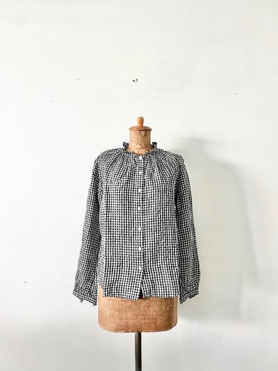 【美品】a piece of Library フリルカラーリネンブラウス　ギンガムチェック 画像1