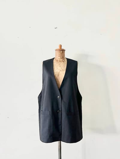 【美品】mizuiro-ind ディープ Vネック ワイドベスト 画像1