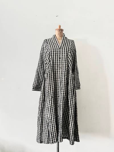 【美品】MAGARI　強撚リネンローブコート 画像1