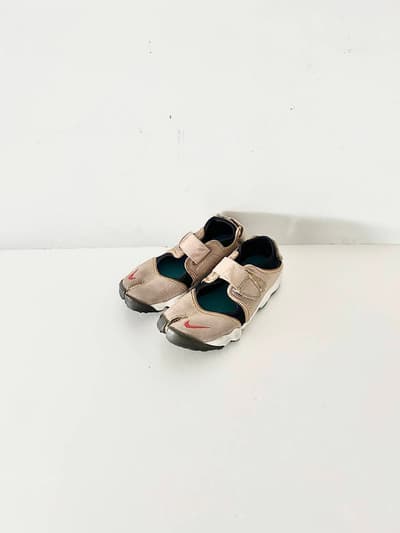 NIKE　AIR RIFT　エアリフト　ゴールド　　24cm 画像1