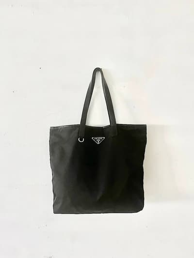 【美品】PRADA　ナイロン　トートバッグ　黒　 画像1