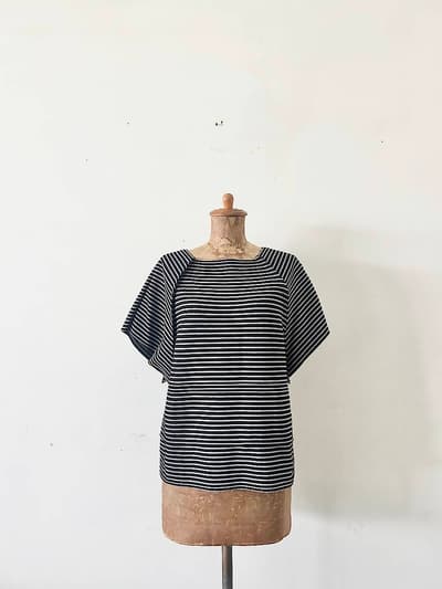 【美品】ISSEY MIYAKE　ボーダーラグラン切替トップス　サイズ2 画像1