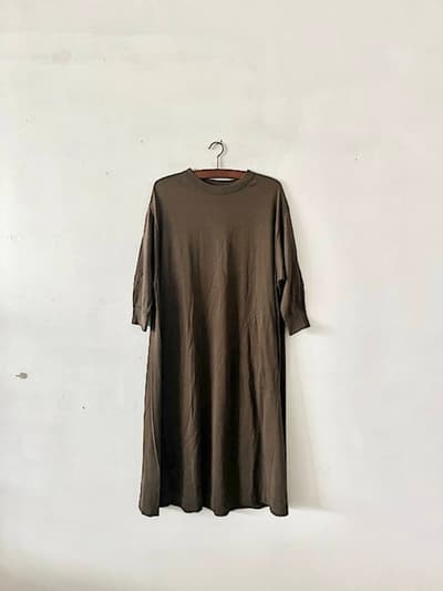 【美品】45R　スーピマデイリーニットソーの馬ドレス　 画像1