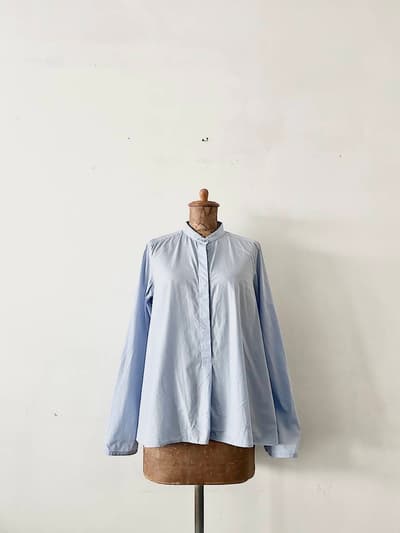 BEIGE　ノーカラーシャツ　サイズ４　ONWARD 画像1