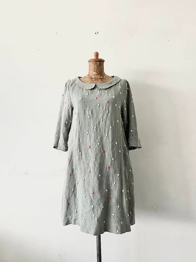 nesessaire　ドット刺繍ワンピース　サイズF　 画像1