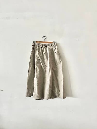 【美品】45R　コットンリネンハケ目のギャザースカート　サイズ0　 画像1