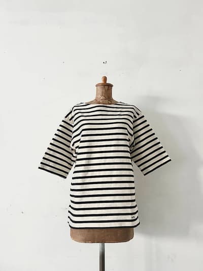 【美品】A.P.C　ボーダーTシャツ　キナリ　サイズＳ 画像1